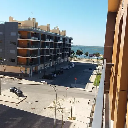 Novo Com Piscina Olhao